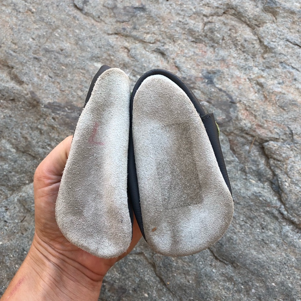 Bobux caterpillar crib shoes - Picture 3 of 3